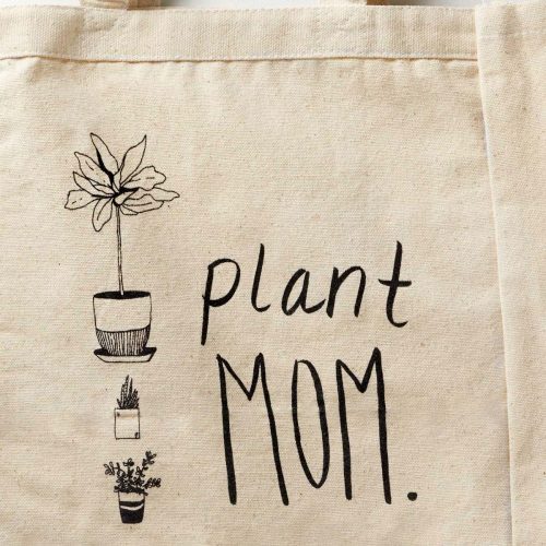 the sill plant mom tote gallery 01 c0a78e93 3b1e 4fc3 a155 62a2b53d9fa4